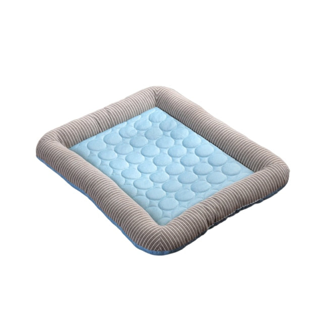 Cooling Mat Pet Ice Pad Teddy Mattress Pet Cool Mat Bed Cat Summer Keep Cool Ice Silk Cooling - Nekoby Cooling Mat Pet Ice Pad Teddy Mattress Pet Cool Mat Bed Cat Summer Keep Cool Ice Silk Cooling S1 / 43x33cm