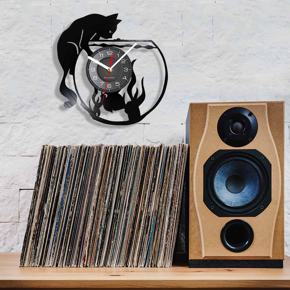 Cat Catching Fish Art Silent Quartz Wall Clock - Vinyl record style - Nekoby Cat Catching Fish Art Silent Quartz Wall Clock - Vinyl record style